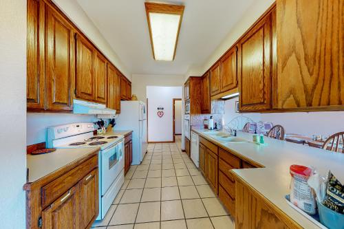 Stone Decks Lodge Stone Decks Lodge