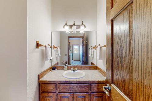 Stone Decks Lodge Stone Decks Lodge