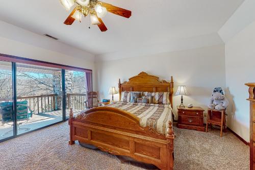 Stone Decks Lodge Stone Decks Lodge