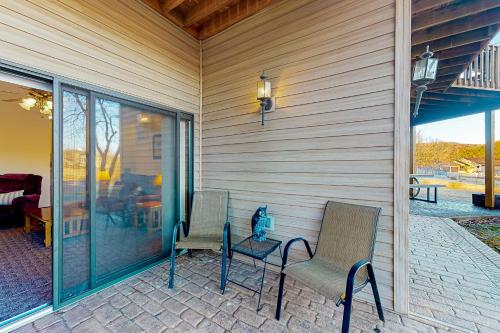 Stone Decks Lodge Stone Decks Lodge