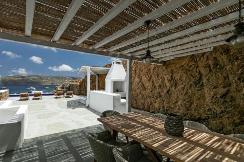 Elegant Mykonos Villa Air Private Pool 4 Bedrooms Sea View Panormos