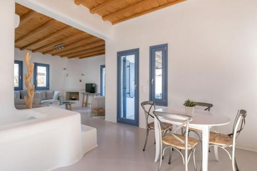 Elegant Mykonos Villa Air Private Pool 4 Bedrooms Sea View Panormos