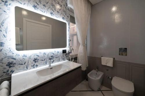 Apart Hotel Suite Italy Naples Chiaia Mergellina - image 4