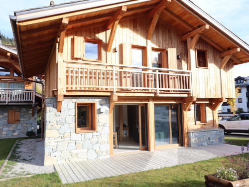 Chalet (6 Adults) image 10