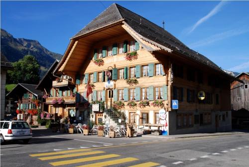 Hotel De Ville - Accommodation - Rossinière