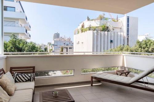 Sunny Luxury Apartments 5