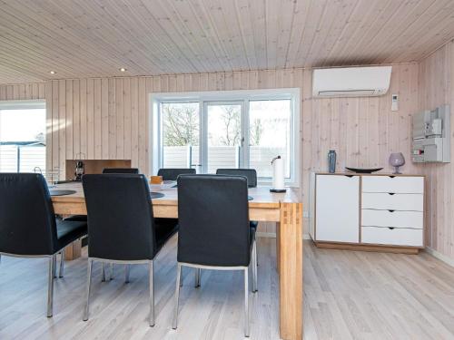  Two-Bedroom Holiday home in Børkop 9 in Egeskov