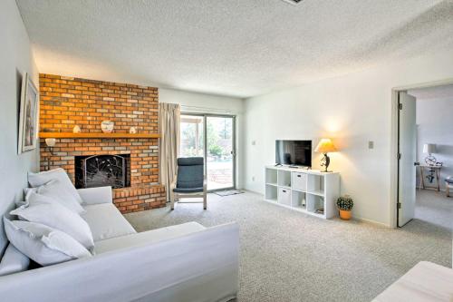 Pearce-Sunsites Home with Pool and Desert Mountain View - image 5