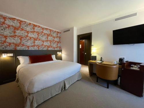 room detail thumbnail 0