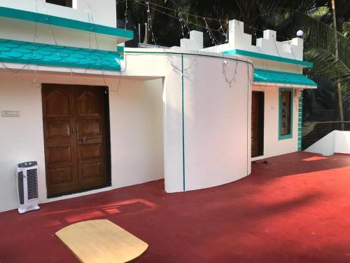 Acharekar's Home stay - Adorable AC and Non AC Rooms with free Wi-Fi