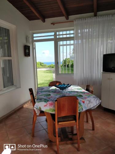 Cocooning sur mer Bungalow - Chambre d'hôtes - Sainte-Anne