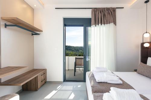 Newly Renovated Queen Bee Villa, with Private Pool & Ping-Pong table