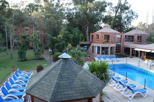 425235834 Rincon del Este Resort