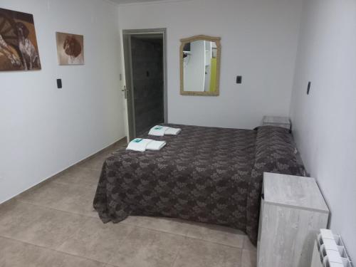 1 queen bed