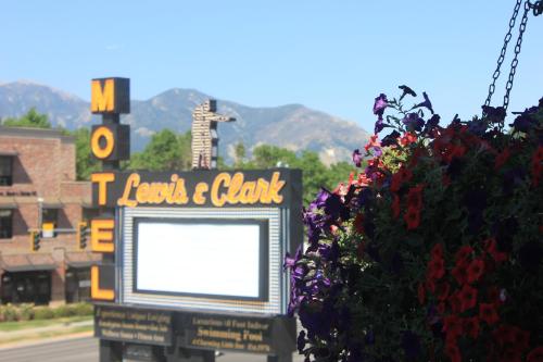 Lewis & Clark Motel - Bozeman