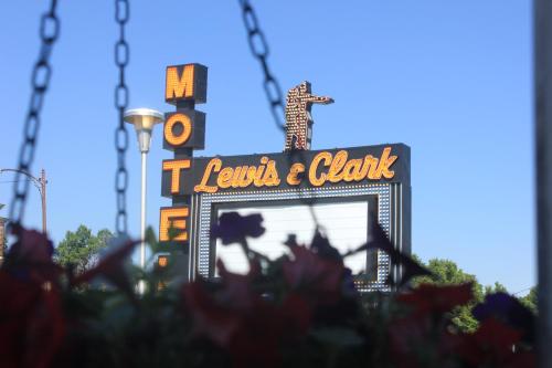Lewis & Clark Motel - Bozeman