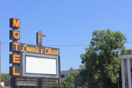 Lewis & Clark Motel - Bozeman