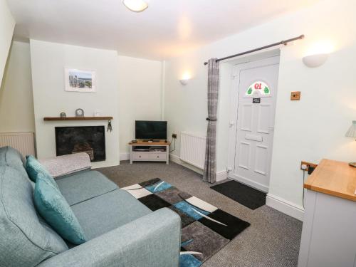 Ty Cornel Bach Llandudno - image 4