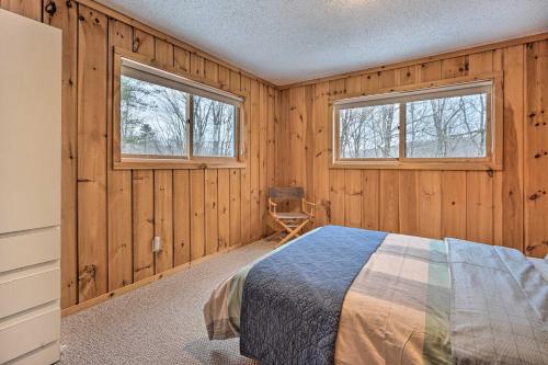 Relaxing Home Mins from Mt Snow, Hiking, and Lakes Relaxing Home Mins from Mt Snow, Hiking, and Lakes