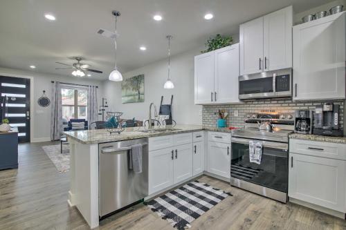 Lago Vista Townhome Near Lake Travis! in Lago Vista, USA