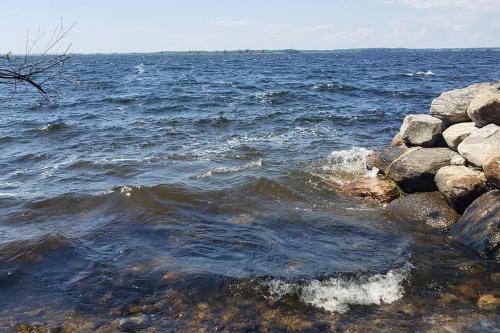 Georgian Bay-Trail/Run/Bike/Hike/HotTub/Sauna/Swim