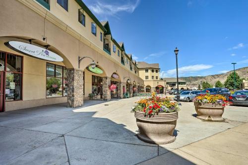 Lavish Escape - 3 Mi from Beaver Creek Resort!