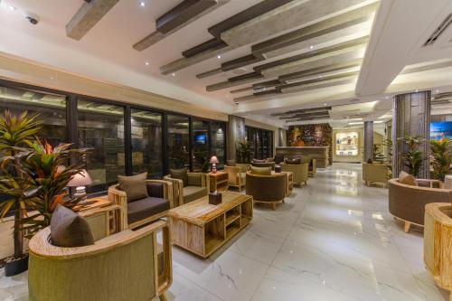 Lobby, Hotel Ocean Grand at Hulhumale in Male International Airport