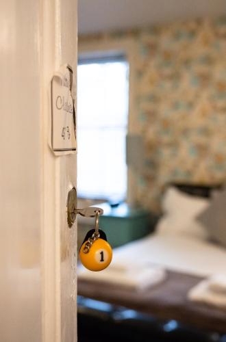 Laburnum Guest House at Bistro En Glaze - image 8