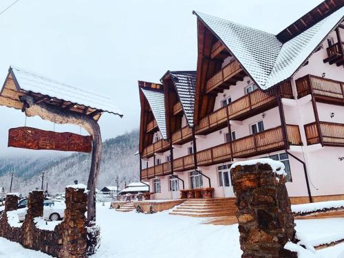 CONACUL VANATORULUI, Borlova - MUNTELE MIC - Enduro Base