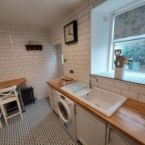 Lovely 1 Bed house in Largs, North Ayrshire in Ларгс