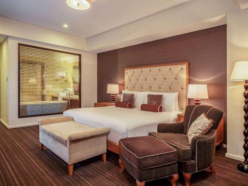 Joy-Nostalg Hotel & Suites Manila Managed by AccorHotels