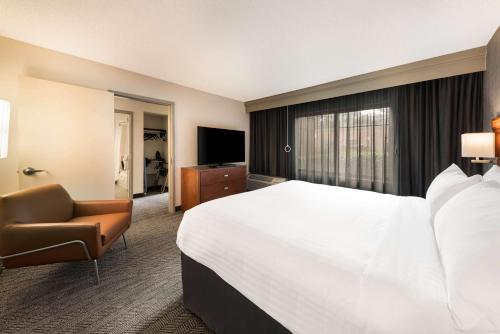 Sonesta Select San Jose Airport image 28