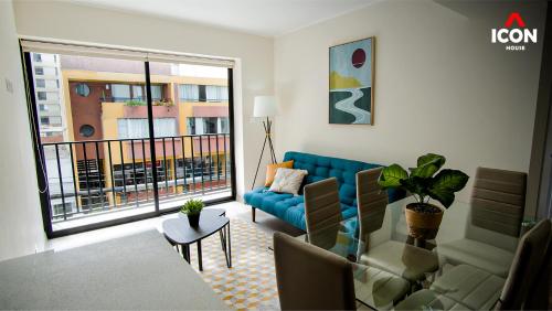ICON - Bright 2BR in Miraflores