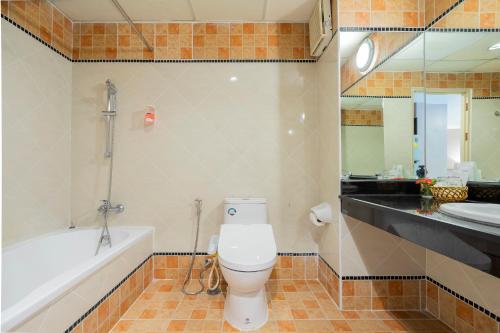 room detail thumbnail 2