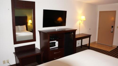 Regency Inn Pittsburg - 편의 시설/서비스