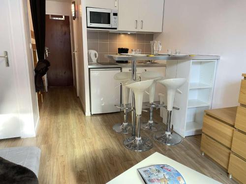 Appartement Risoul, 1 pièce, 4 personnes - FR-1-330-561 Risoul 1850