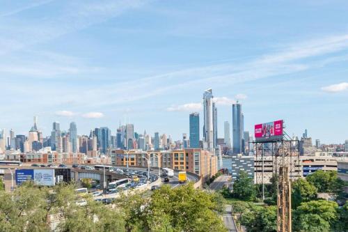 Interior Designer’s Abode - Minutes toManhattan - Apartment - Weehawken