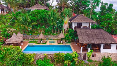 Zwembad, Marqis Sunrise Sunset Resort and Spa near Baclayon Museum