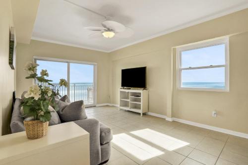 Beachside Surf Haven in Jacksonville Beach, USA