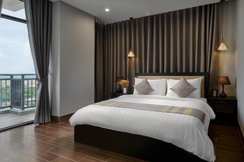 Landmark Two-Bedrooms