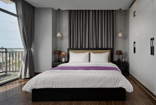 Landmark One-Bedroom room in BIJOU Serviced Residence