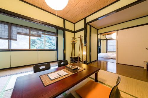 SyunkaSyuutou - Vacation STAY 53636v