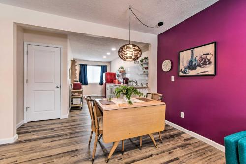 Ideally Located House - 9 Mi From Route 66! in Normal, USA