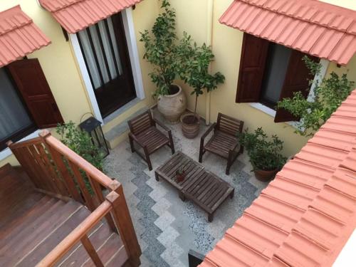 The Knight and the Pomegranate - Luxury Medieval Villa