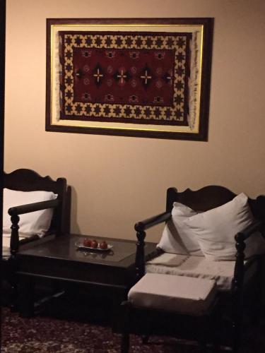 The Knight and the Pomegranate - Luxury Medieval Villa