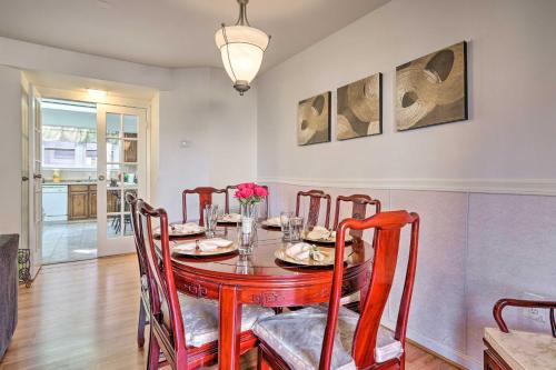 Washington DC Townhome 4 Mi to National Mall! in Washington, USA