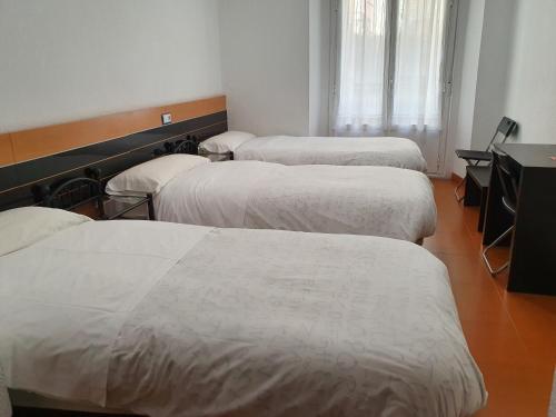 Hostal Zamorán -Madrid Centro Gran Vía Sol- - image 7