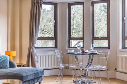 Windsor Castle Views & Parking - By Tempstay, Windsor (foto 8)