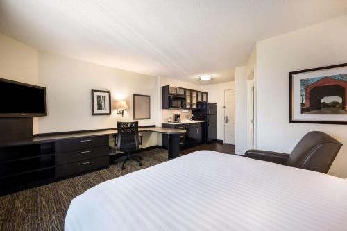 Sonesta Simply Suites Oklahoma City Airport