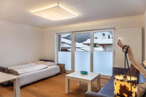 Superior One-Bedroom Apartment with Balcony